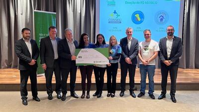 Sicredi Grandes Lagos PR/SP presta contas da 8ª Caminhada e Corrida Solidária e entrega recursos às entidades beneficiadas